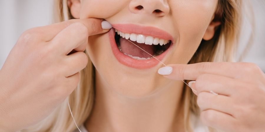 cuidar tus implantes dentales